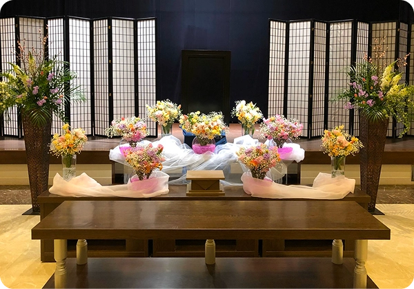 画像：祭壇
